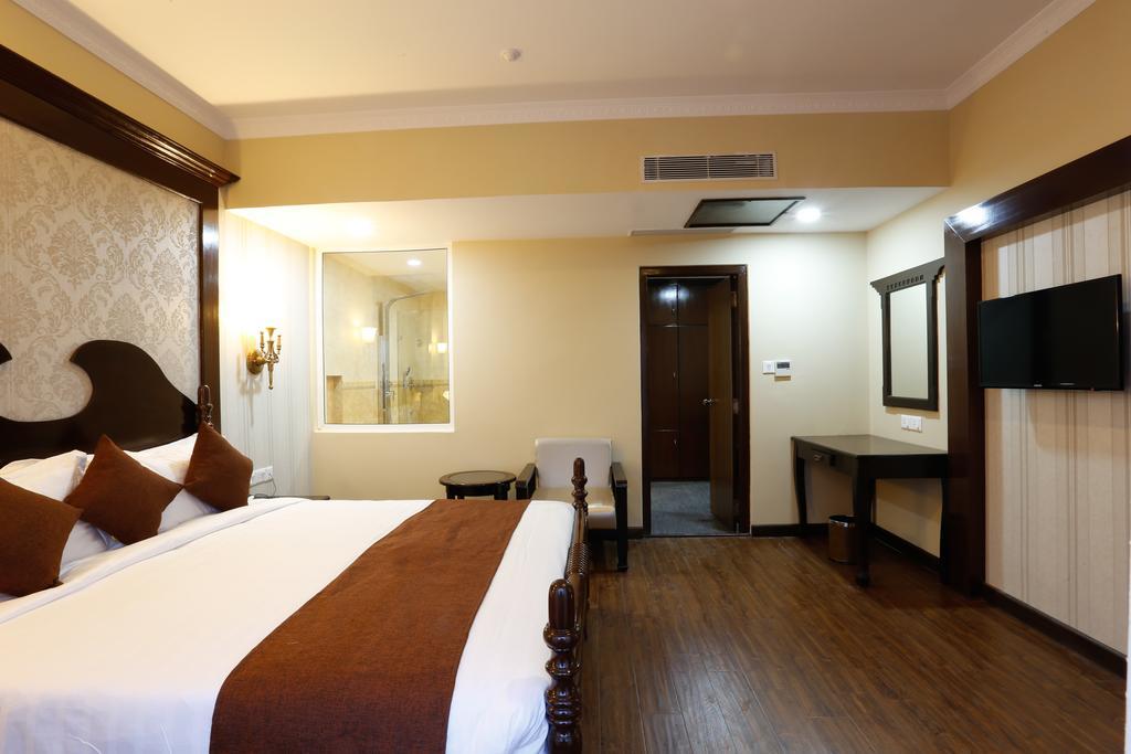 Da Yatra Courtyard Hotel Pokhara Dış mekan fotoğraf