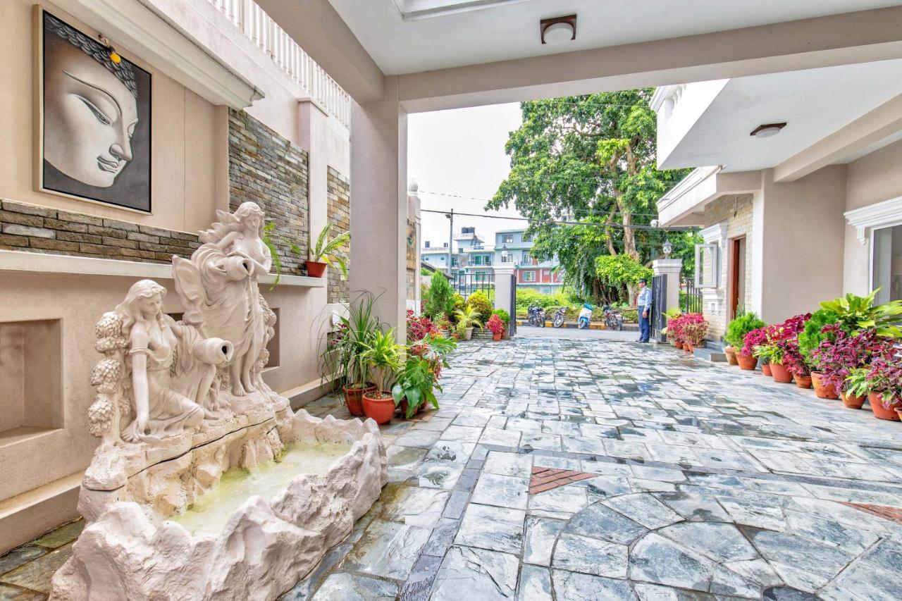 Da Yatra Courtyard Hotel Pokhara Dış mekan fotoğraf