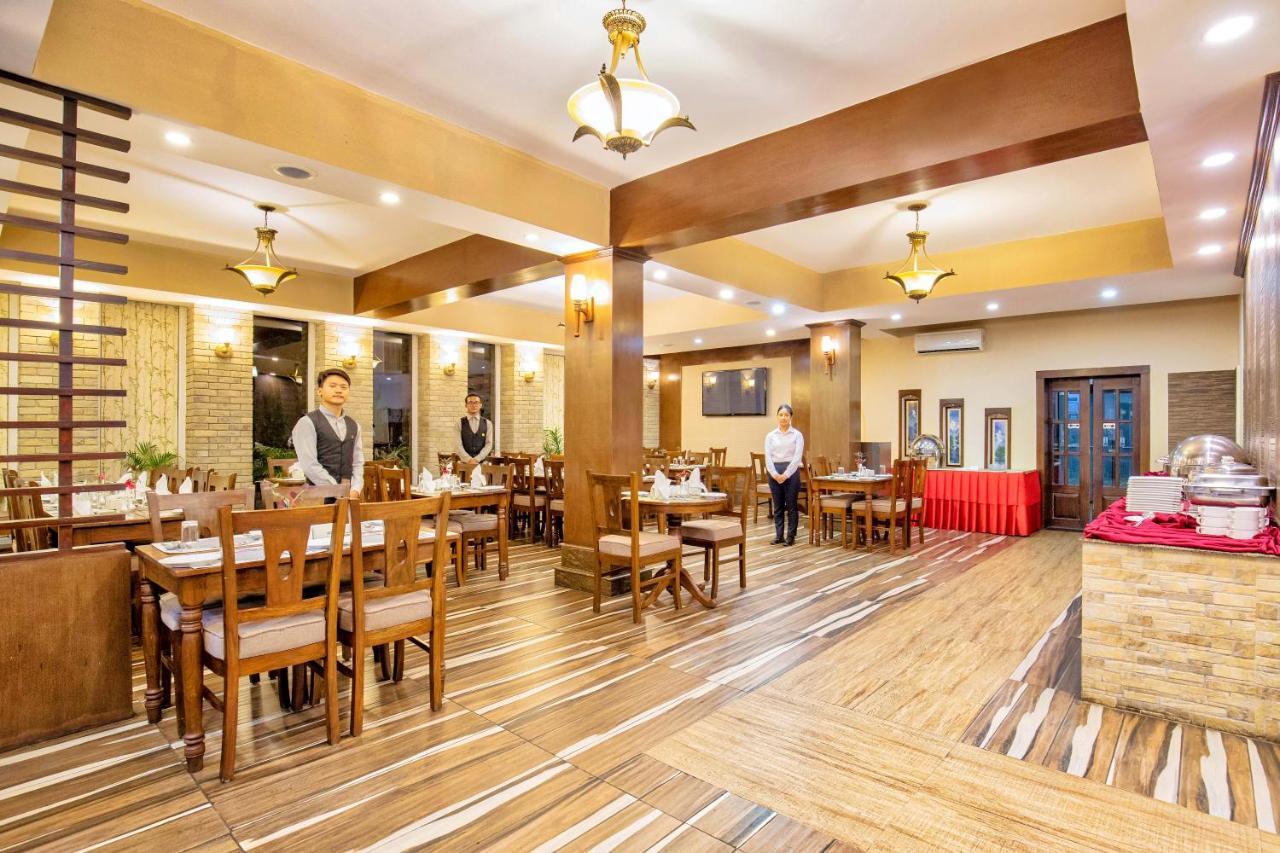 Da Yatra Courtyard Hotel Pokhara Dış mekan fotoğraf