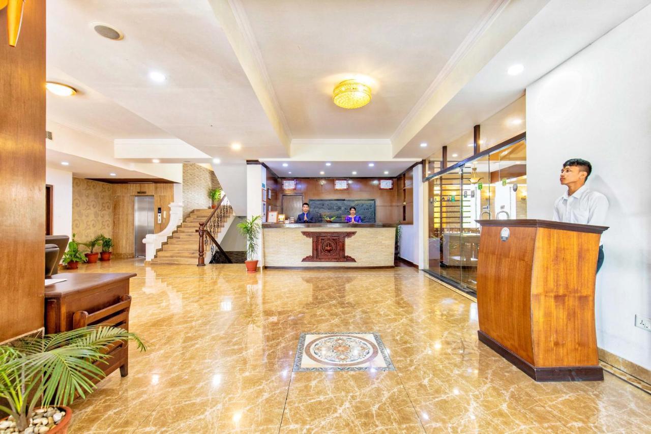 Da Yatra Courtyard Hotel Pokhara Dış mekan fotoğraf