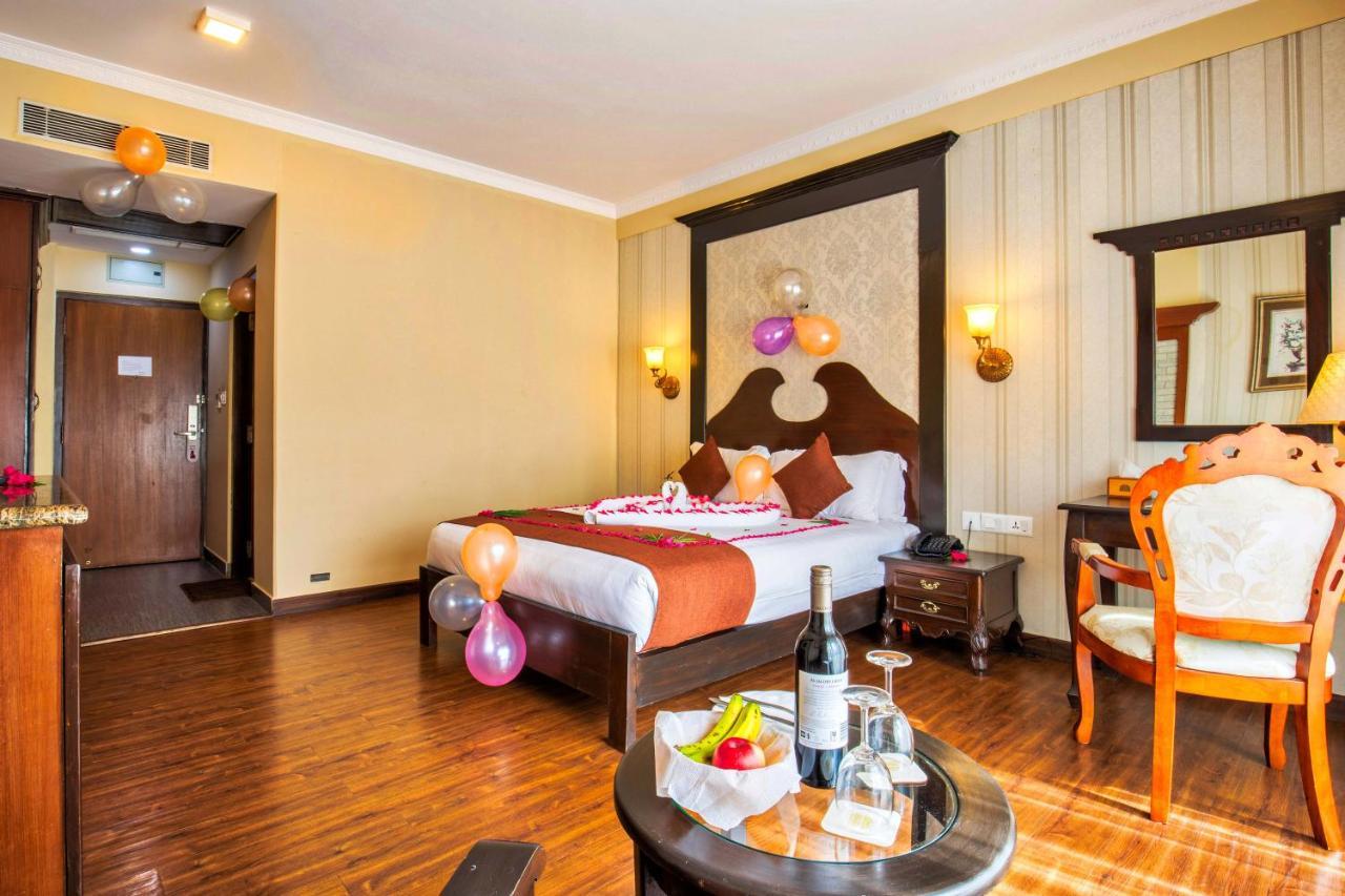 Da Yatra Courtyard Hotel Pokhara Dış mekan fotoğraf
