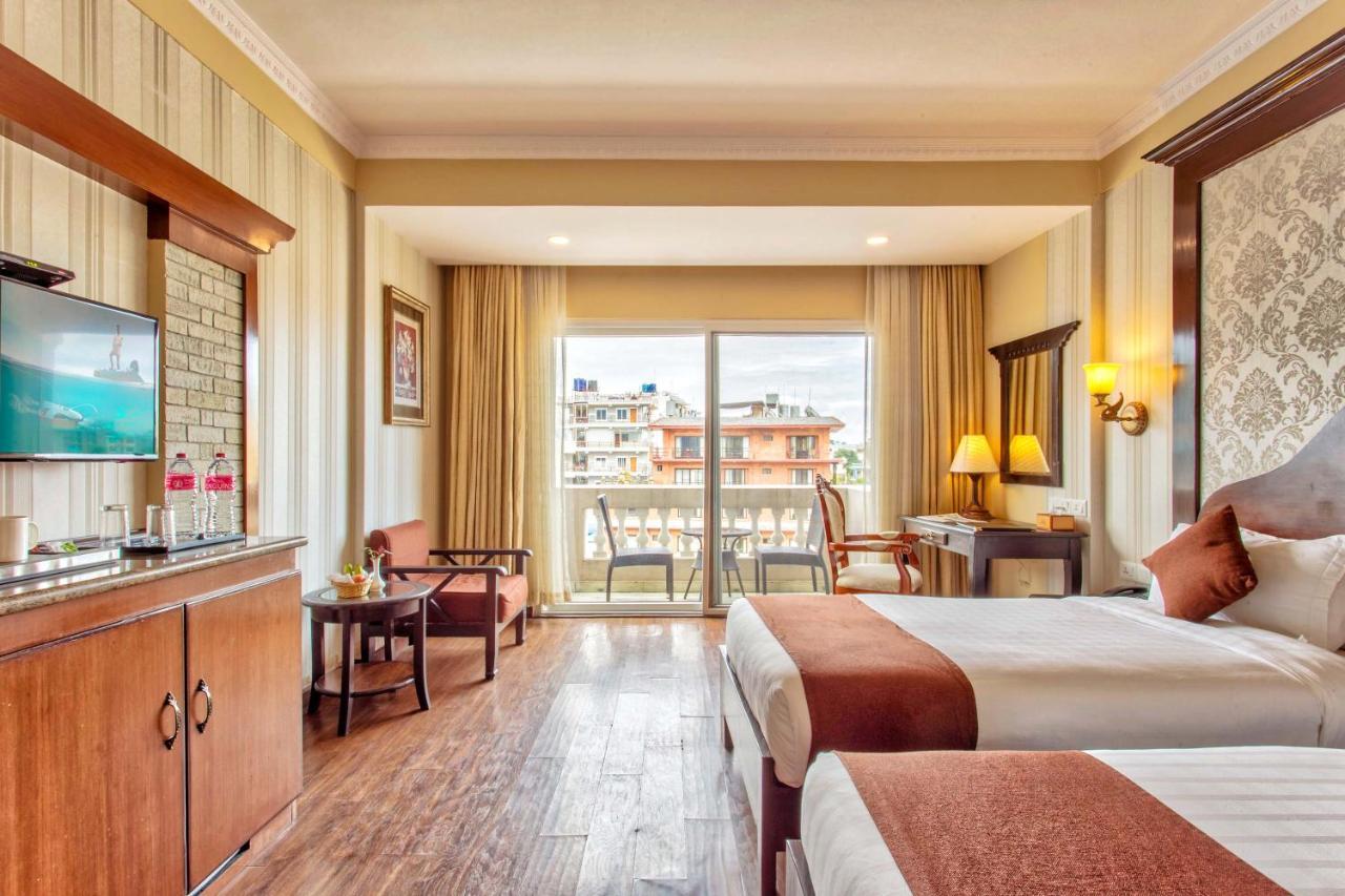 Da Yatra Courtyard Hotel Pokhara Dış mekan fotoğraf